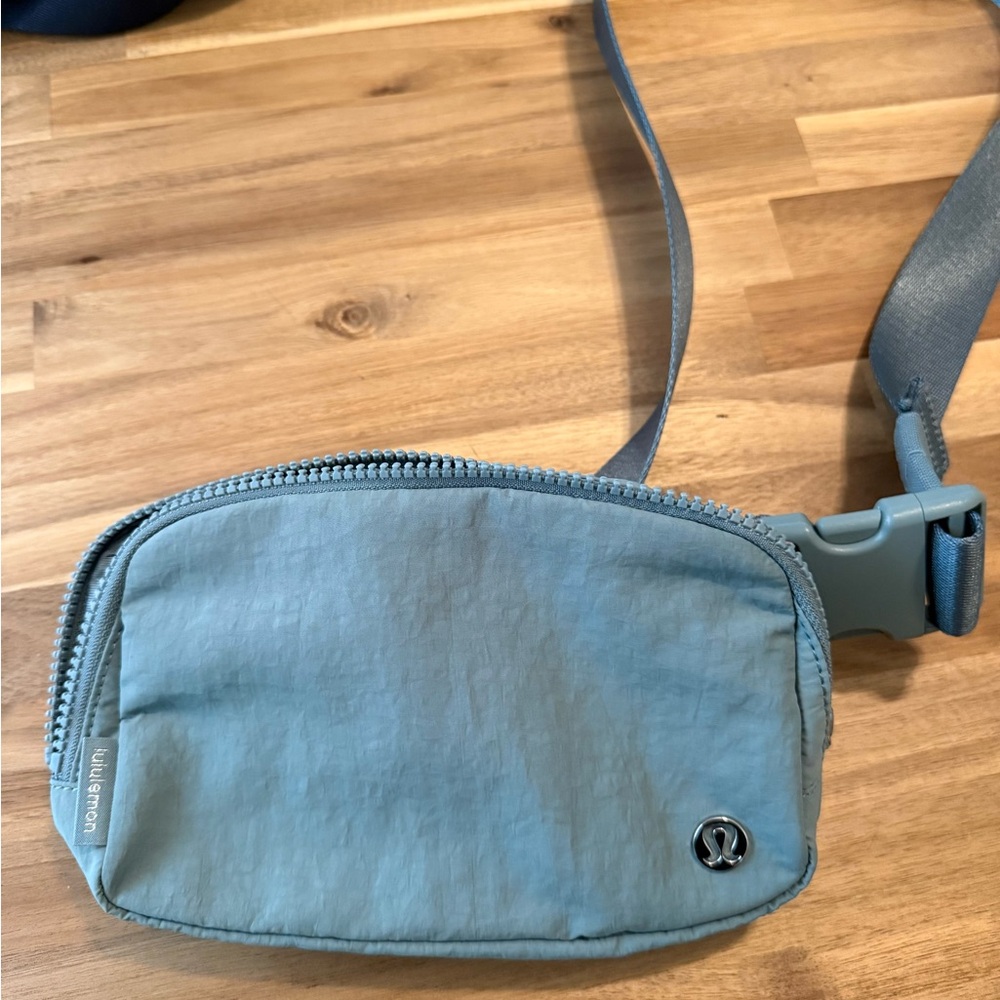 lululemon athletica Slate Blue Belt Bag